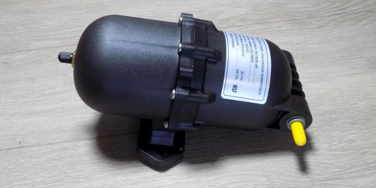 New Aquatec ACT820-JG Accumulator Tank/Pulsation Dampener 125PSI Pressure Tank