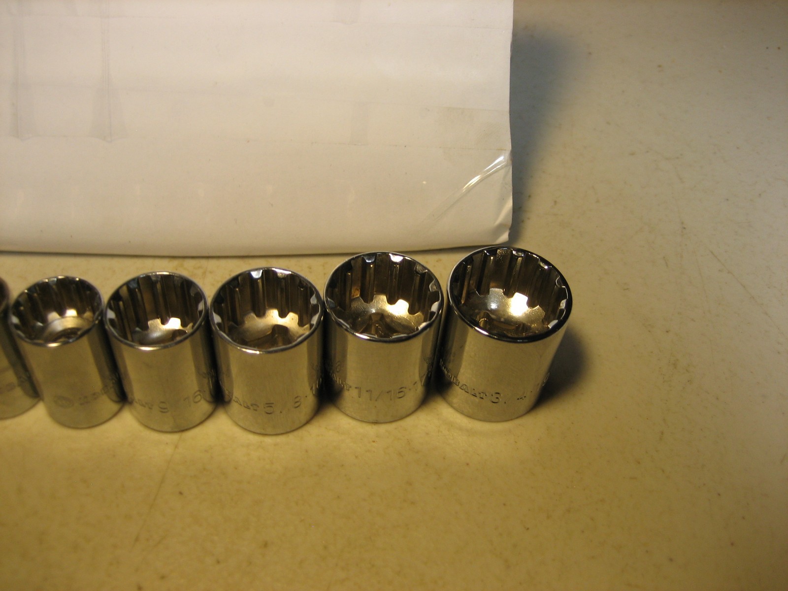 Kobalt (11 pcs) 1/4″ & 3/8″ Drive Spline Sockets (3/16″ To 3/4″)