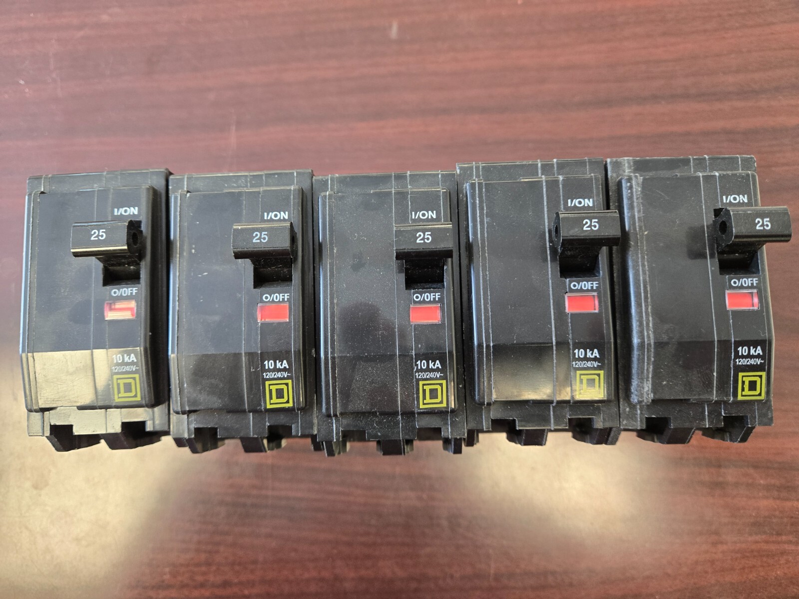 Sq D QO225 Breaker – Set of 5 Breakers