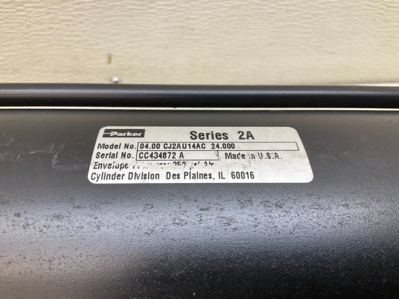 Parker 04.00 CJ2AU14AC 24.000 Pneumatic Cylinder Series 2A CJ2AU14AC (VT)