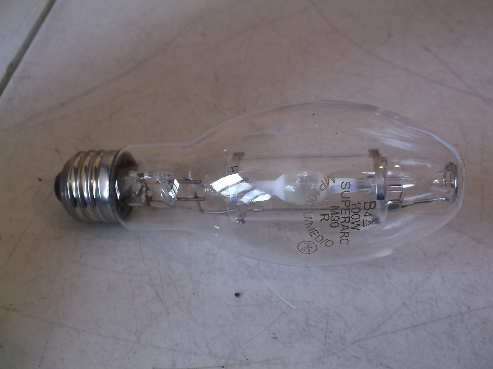 NEW Super Arc MP100/ED17/U/CL/MED/0 Metal Halide Lamp *FREE SHIPPING*