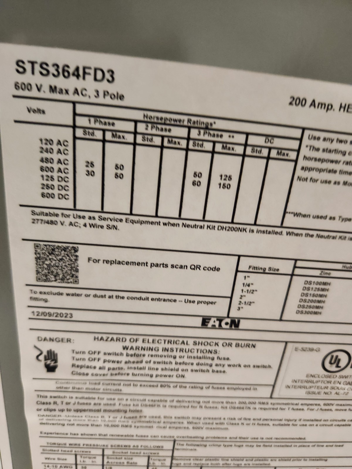 Eaton STS364FD3 200A 600V Shunt Trip 3 Pole Fusible Coil**NEW**