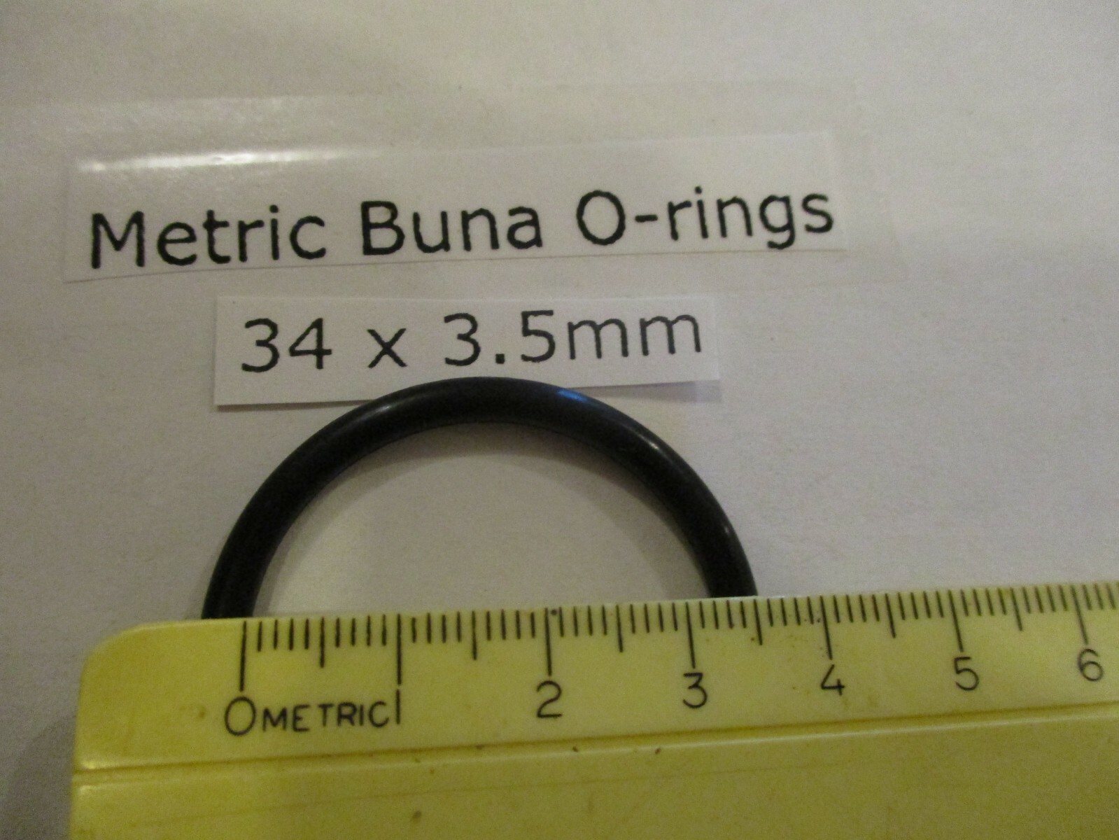 34mm ID x 41mm OD x 3.5mm thick O-ring. Buna-70. Quan 1.