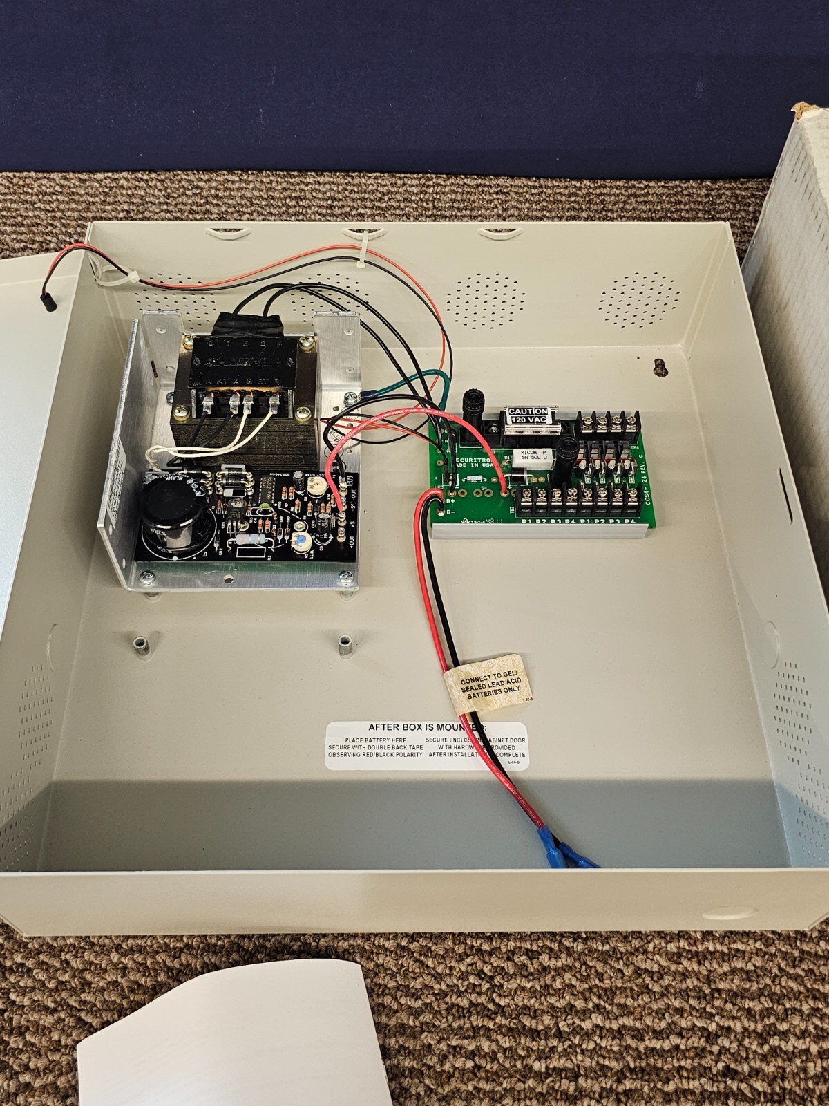 Securitron ASSA ABLOY BPS 24 2 Power Supply 12 24V VDC 2 Amp 2A Fire Alarm Box