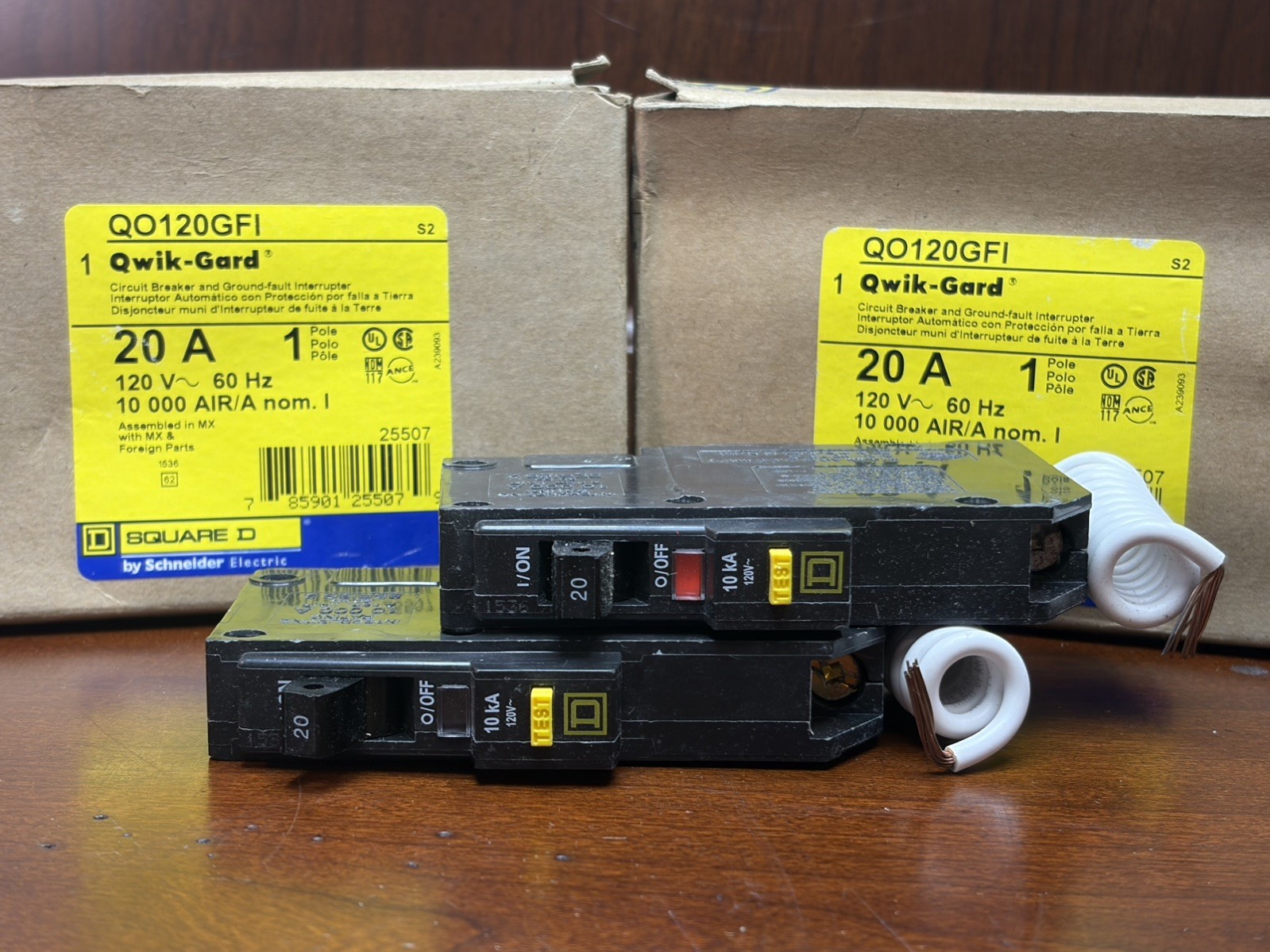 Set of 2X QO120GFI SQUARE D QO 1P 20A GFCI CIRCUIT BREAKER PIGTAIL QWIK-GARD
