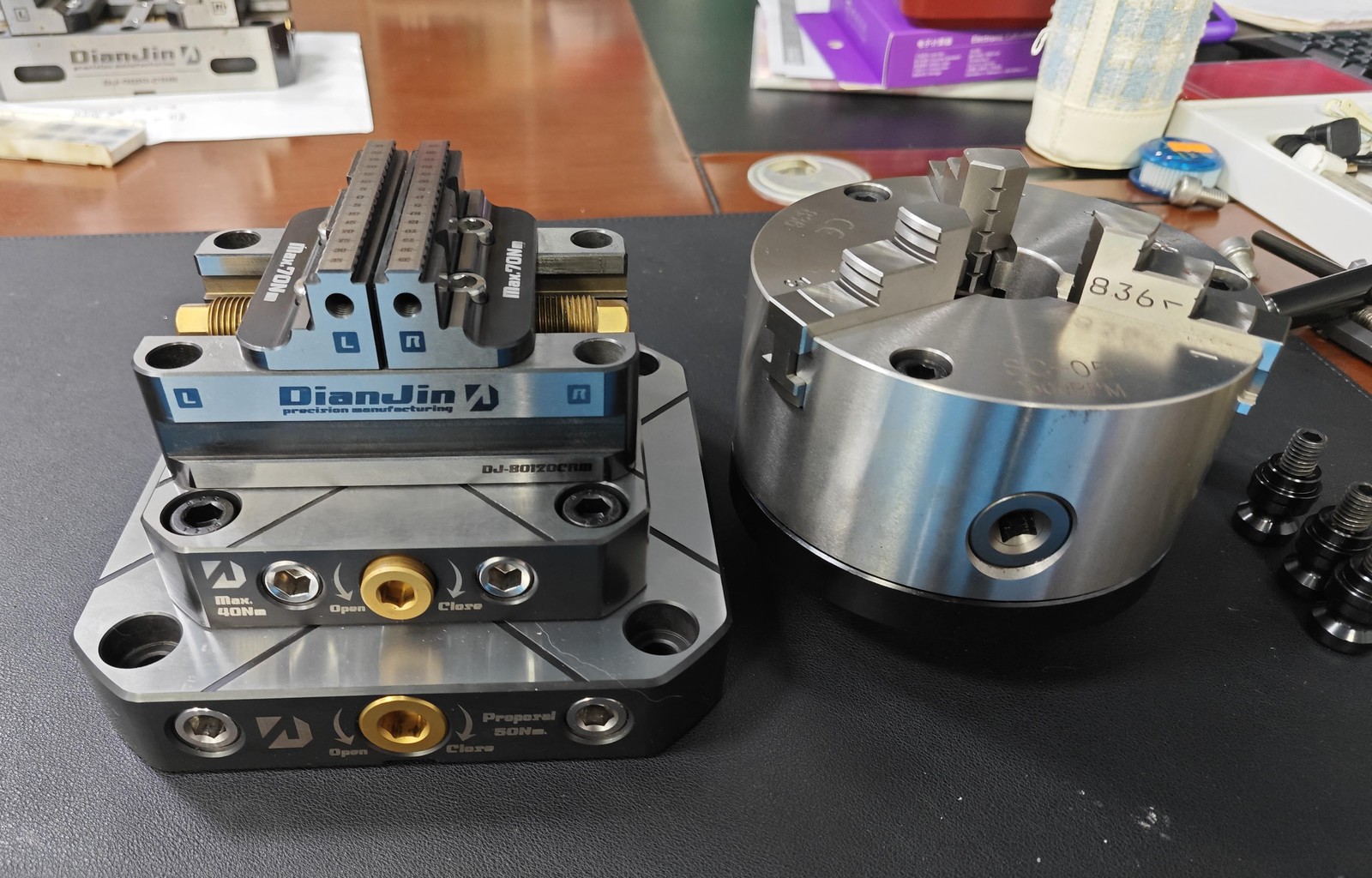 Four/ five-axis clamp self-centering vise quick-change four-axis L bridge plate