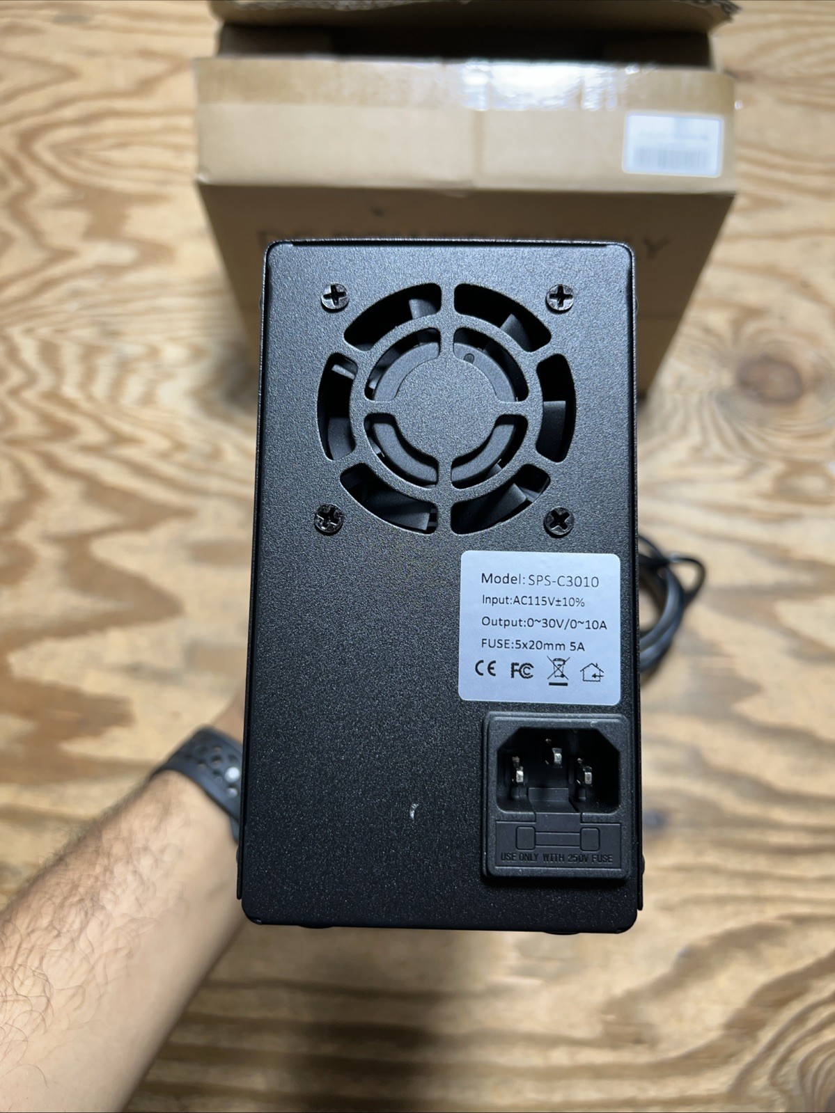 NICE-POWER DC Power Supply SPS-C3010 Variable 30V 10A FREE SHIPPING.