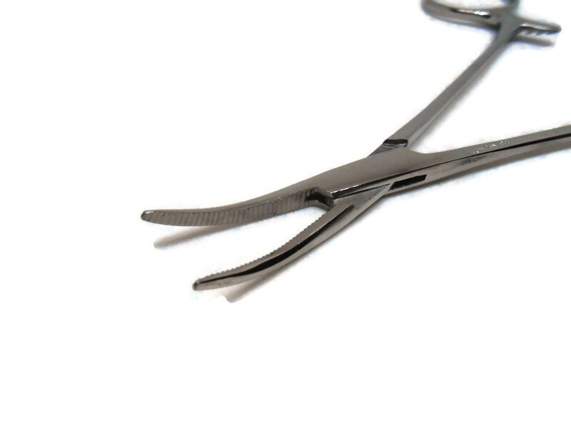 Graham-Field GRAFCO 2673 Stainless Steel CURVED Halstead Forceps Hemostat
