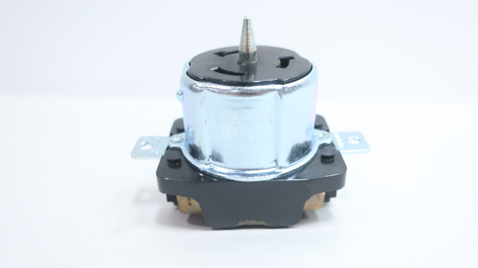 Hubbell CS8169 Locking Receptacle 4w 3p 480v-ac 50a