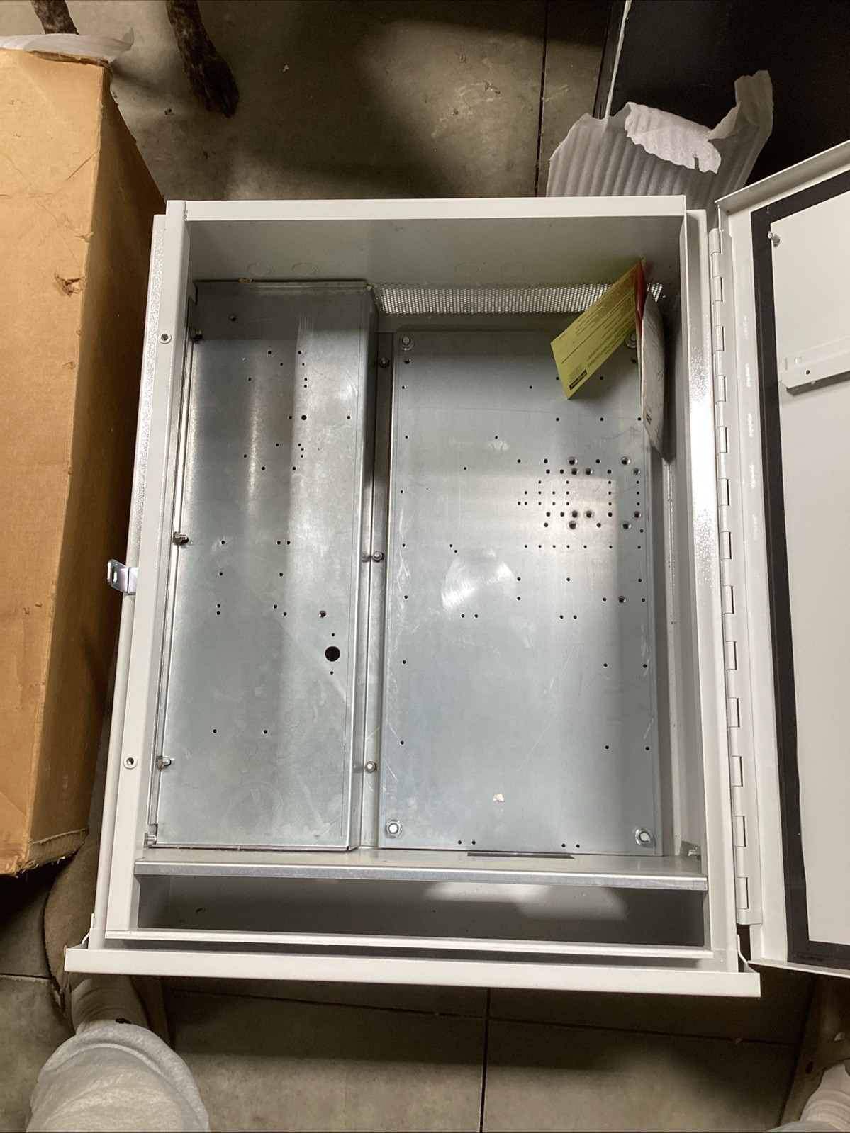 NEW Hoffman A30R2410HCR 30”x 24”x 10” Hinged Wall-Mount Control Enclosure