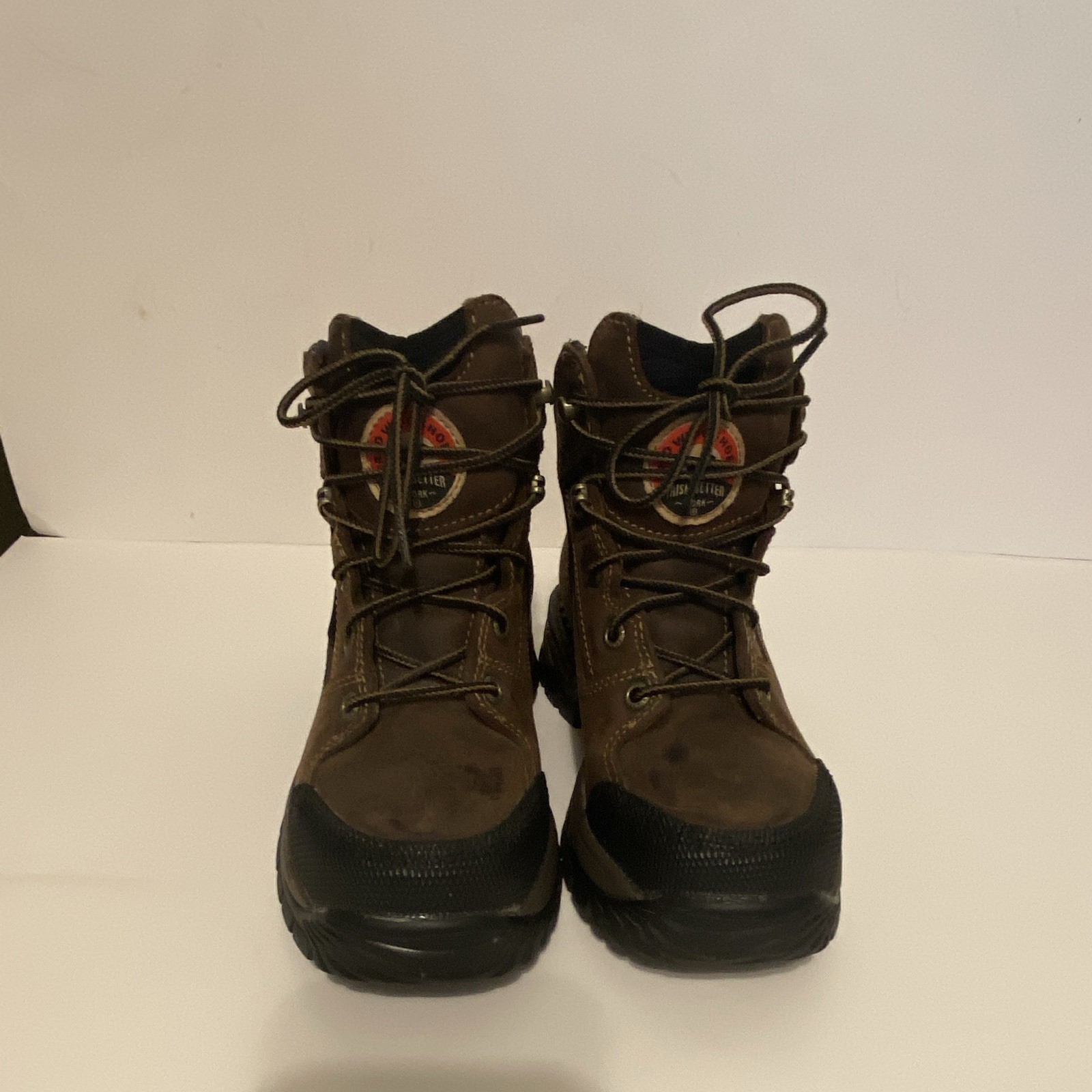 Red Wing Irish Setter 83200 Women’s 5B Steel Toe Waterproof Work Boots Vibram