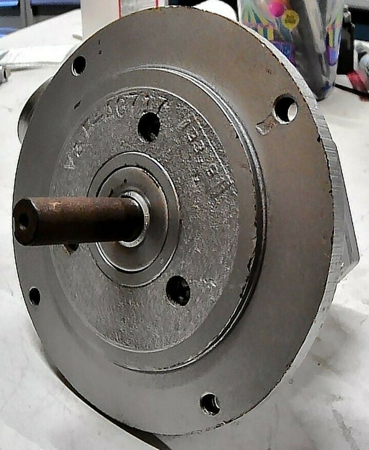 IDEX GAST 4AM-NRV-92 AIR MOTOR 1.8HP HUB MOUNT 3000RPM 5/8SHAFT DIA 1/4NPT *FRSH