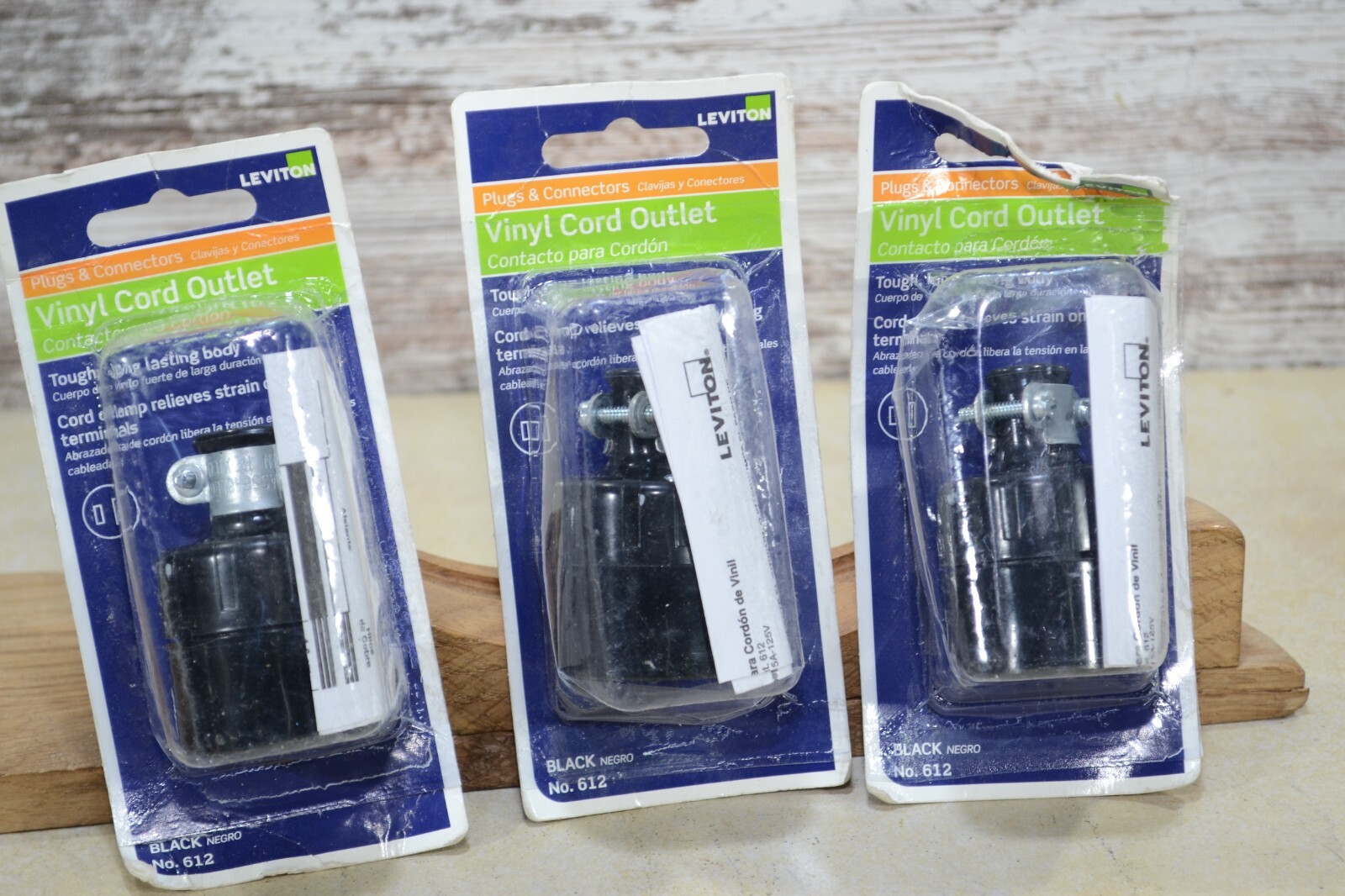Lot of 3 Leviton Residential Straight Blade Connector Plug NEMA 1-15 15A 125V