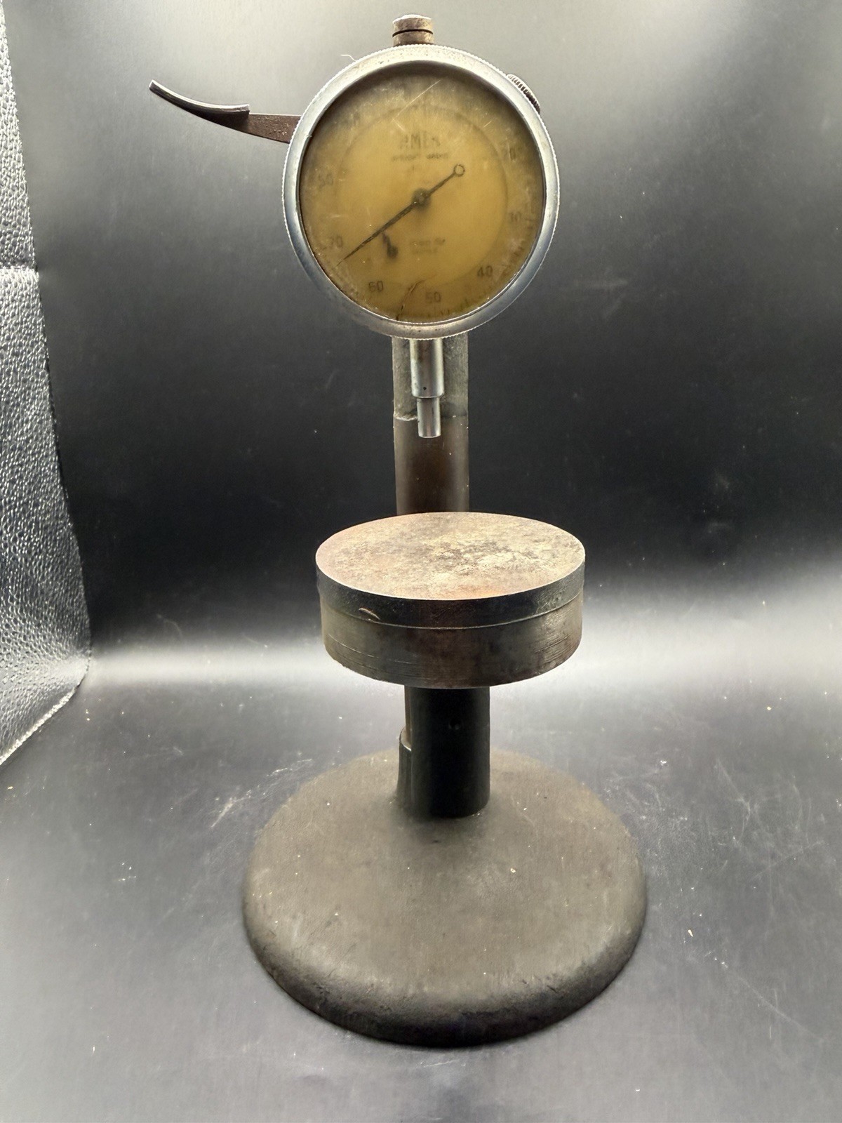 Vintage Antique B.C. Ames No. 1 Upright Gauge Dial Indicator Bench Stand 10″