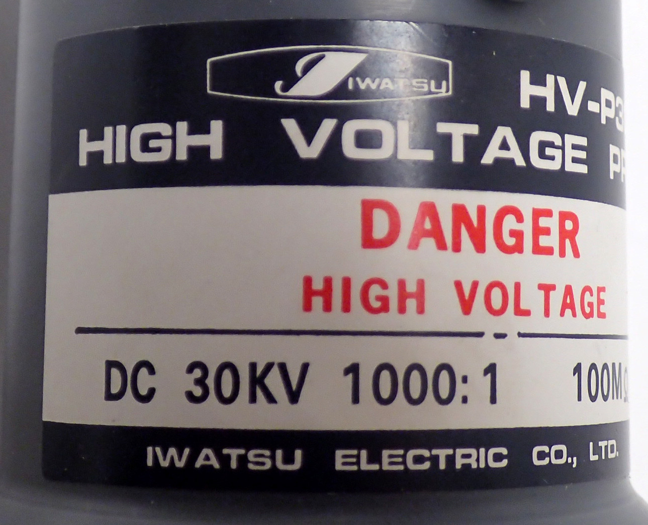 IWATSU HV-P30 HIGH VOLTAGE PROBE DC 30 kV 1000:1 100Mohm 7pF w/ ORIGINAL MANUAL