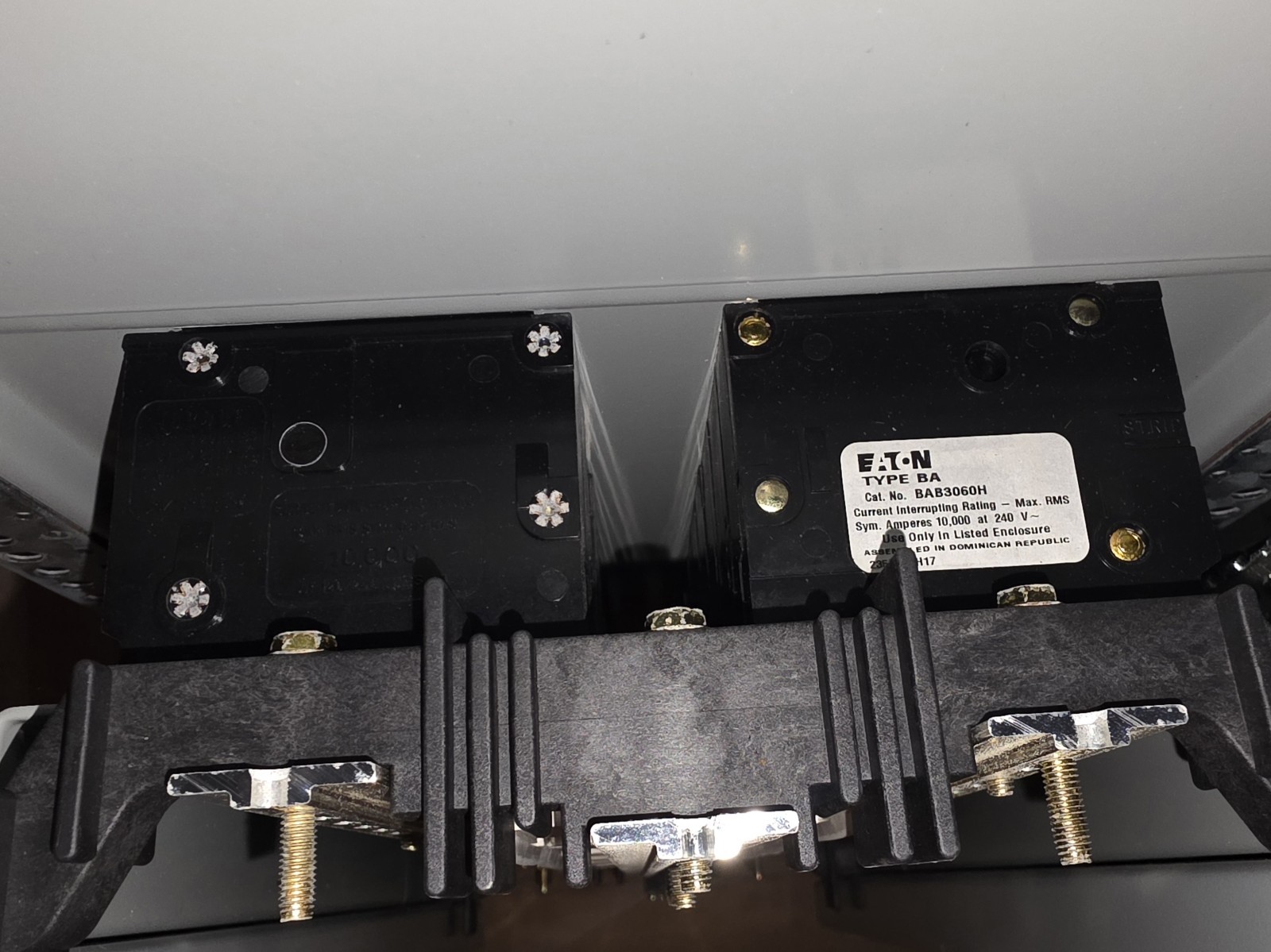 Eaton PRL1X Panelboard Interior 100 Amp 120/208V 3PH 4W 30 Space BA Breakers