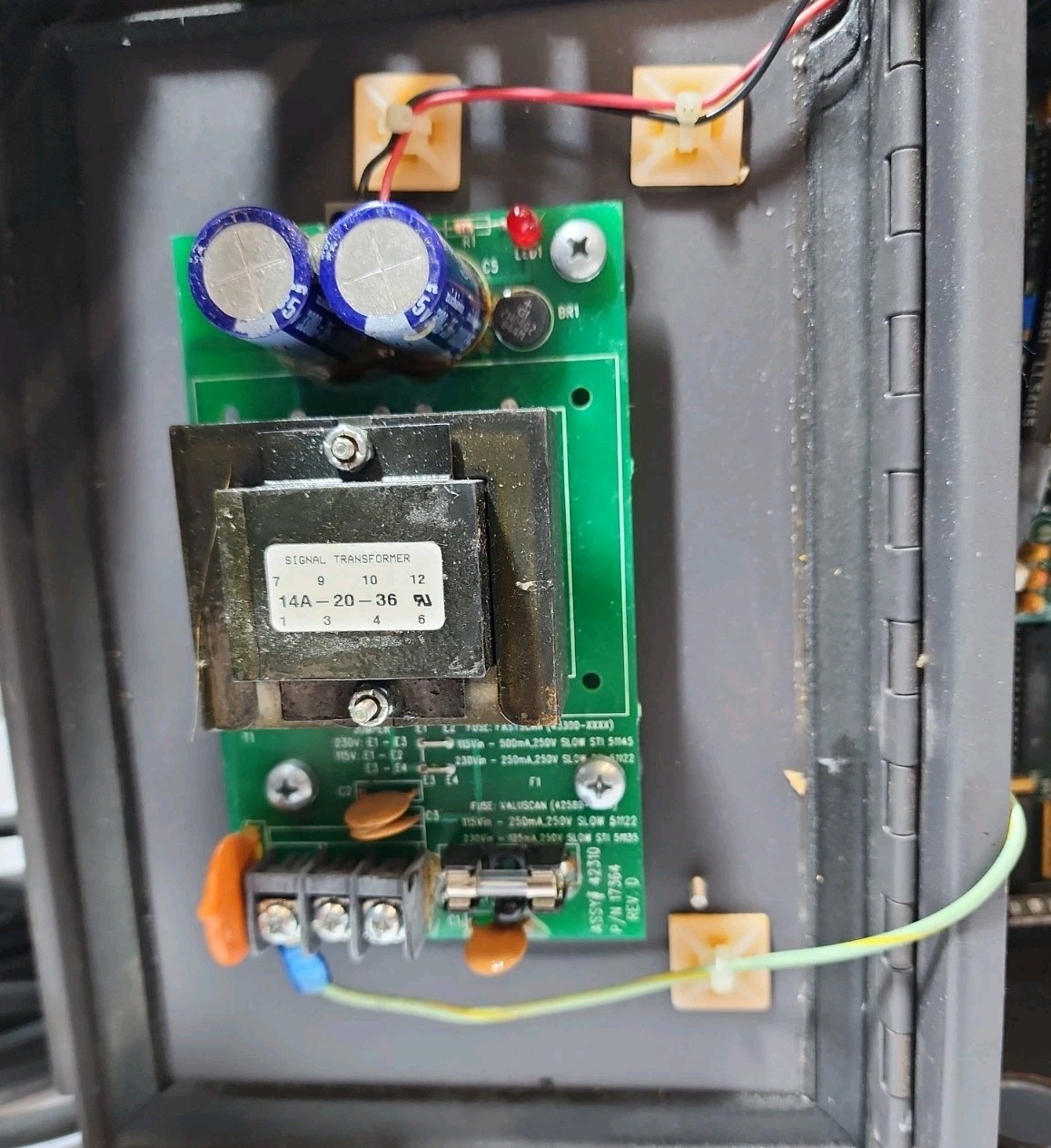 STI VS65-C001-AC1 ValuScan VS6500 Series Controller with Integrated Cables