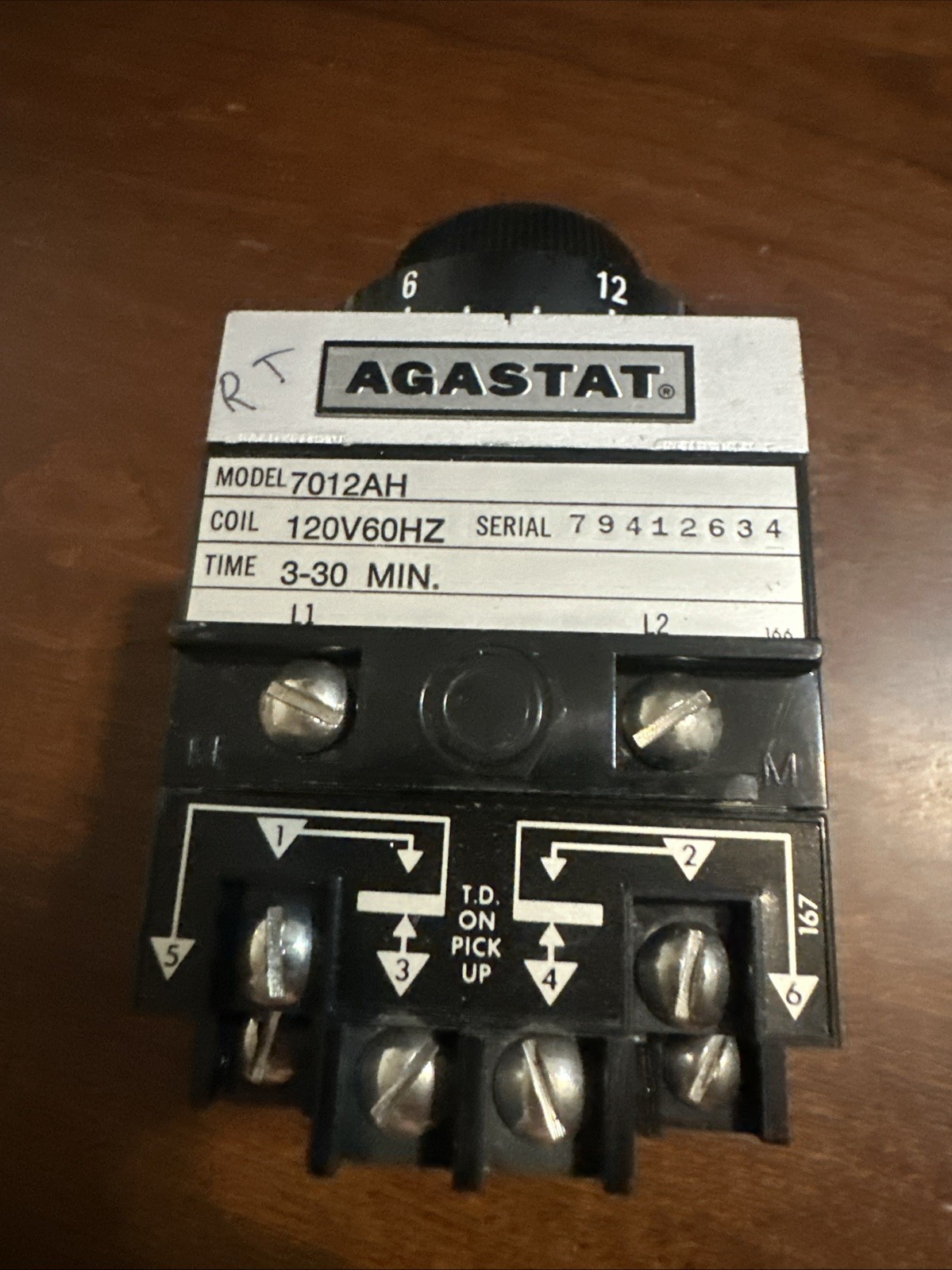 AGASTAT 7012AH TIME DELAY RELAY 3-30 MINUTES 120V 60HZ
