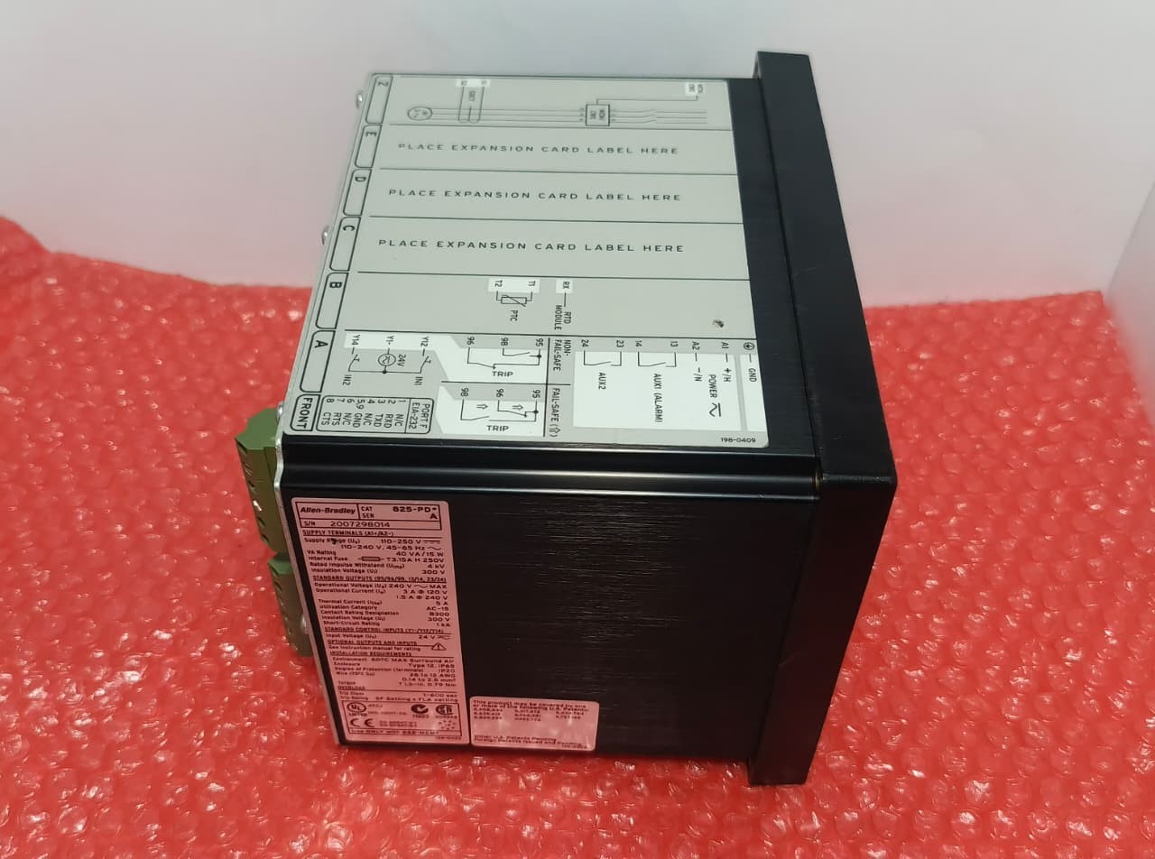 Allen-Bradley 825-P Control Unit 825-PD* Modular Protection System