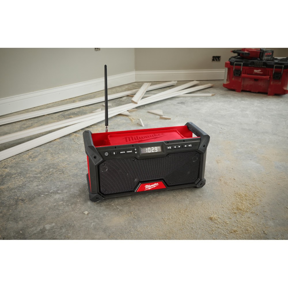 Milwaukee 2952-20 M18 18V Cordless Bluetooth Jobsite Radio (Radio Only)