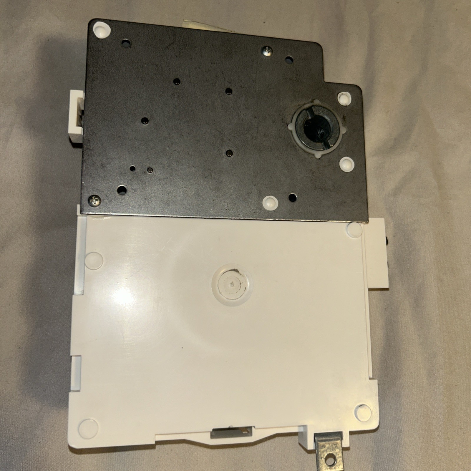 TAC Schneider Electric MNL-V2R; I/A Series VAV Controller read description