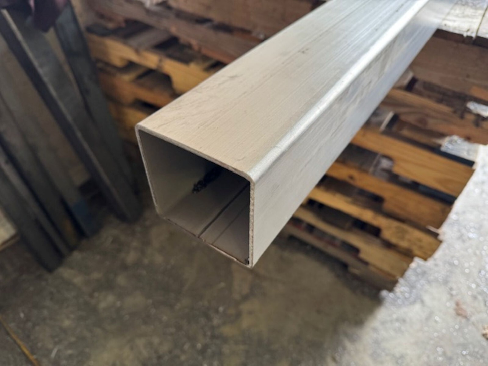 1/8″ Wall x 4″ x 4″ Stainless Steel Square Tubing x 18 Inch Length, Mill Finish