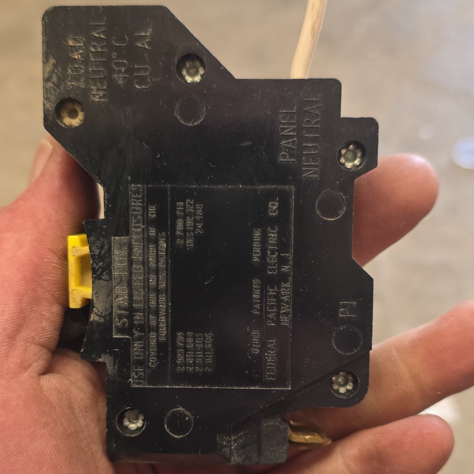 Federal Pacific Electric 15A 1-Pole 120V Class A Circuit Breaker Push to Test