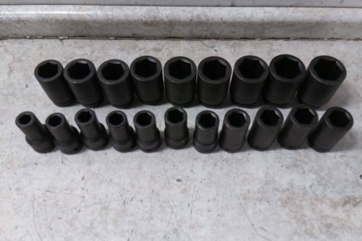 Proto J76121 20 Pc 3/4 to 2 In Size 1 In Drive Size SAE Impact Socket Set