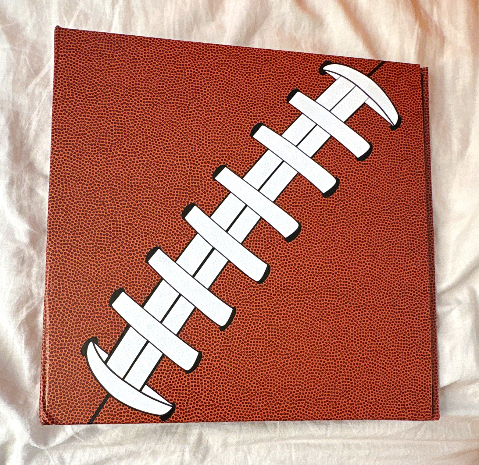 Football Design Daily Use 3-Ring Binder 1in Rings 175-Sheet Capacity Brown