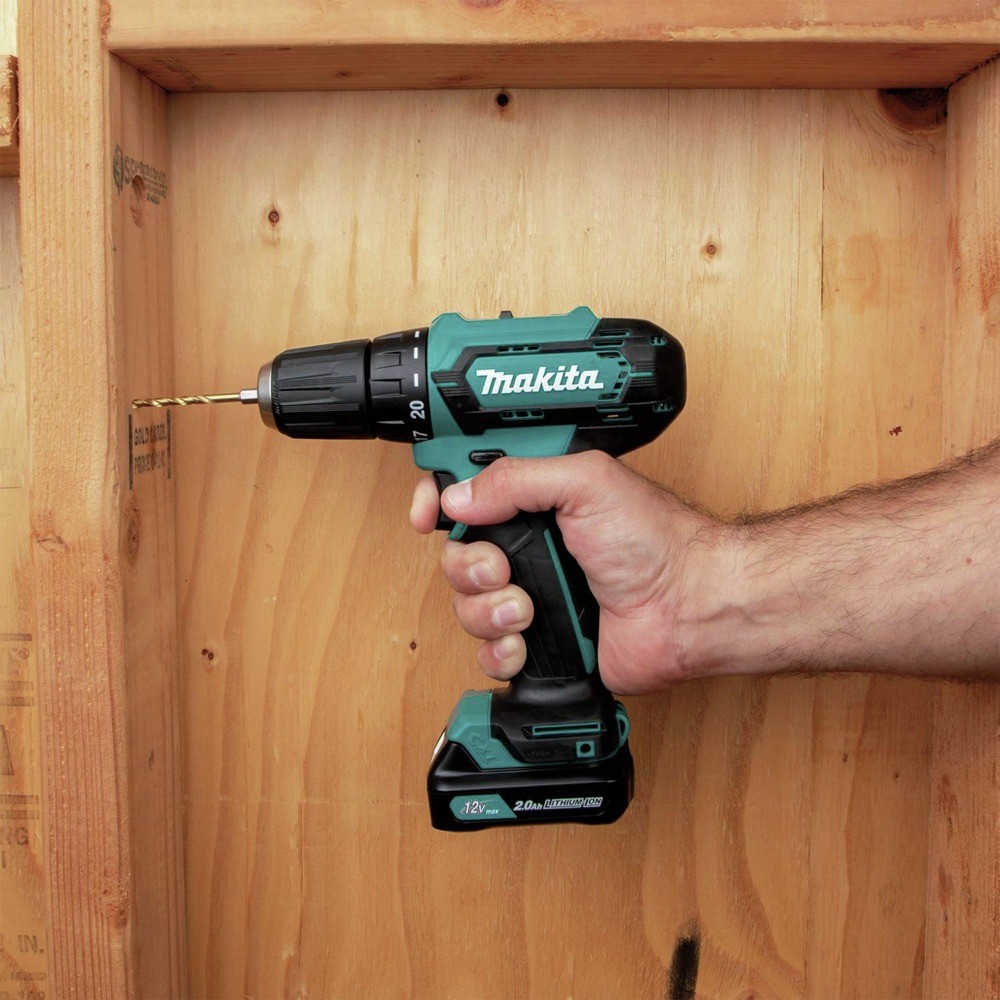 Makita FD09R1-R 12V MAX CXT 3/8″ Cordless Drill Driver Kit Certified Refurbished
