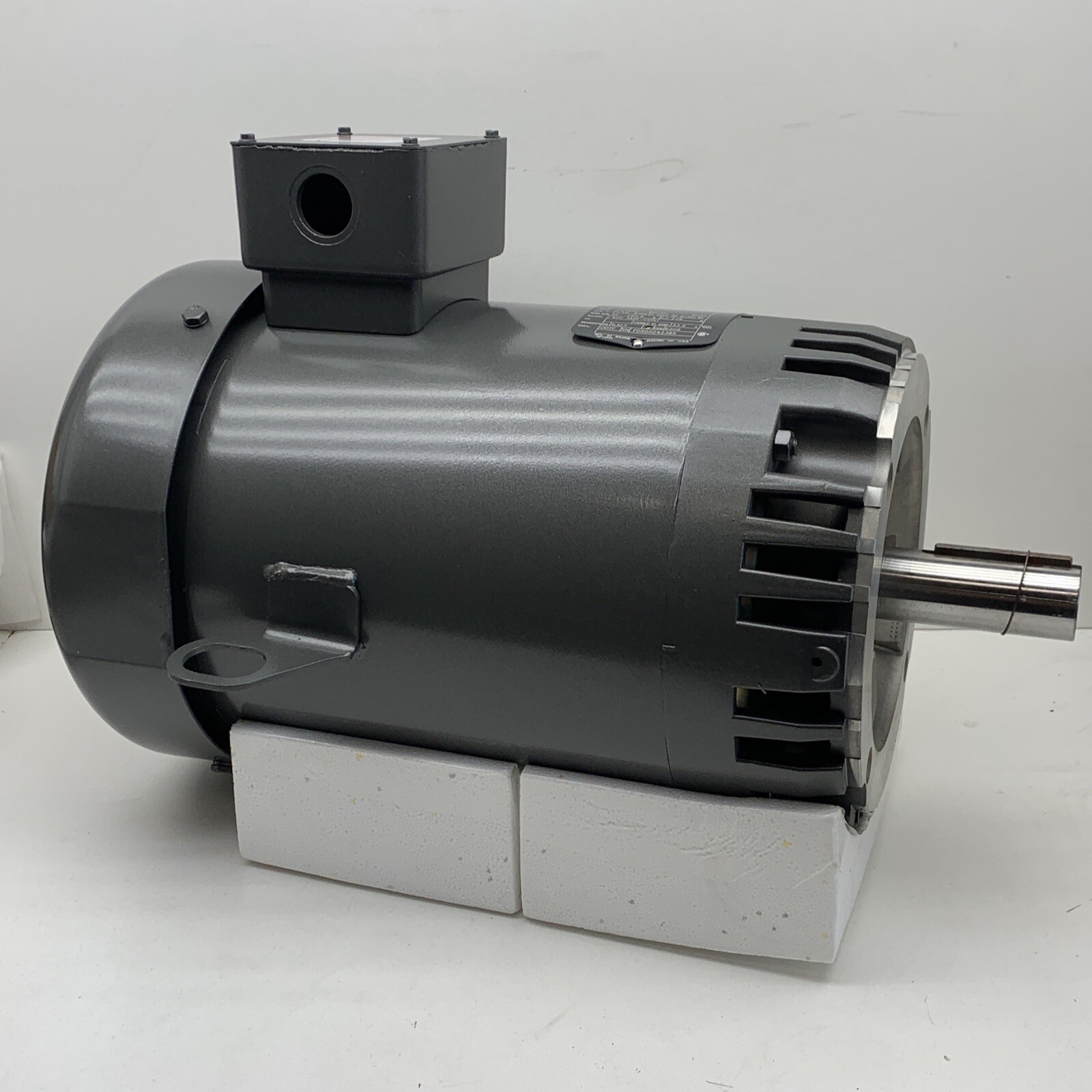 Baldor VM3313T-8 General Purpose Footless Motor 10HP 1725RPM 215TC, 208V ONLY