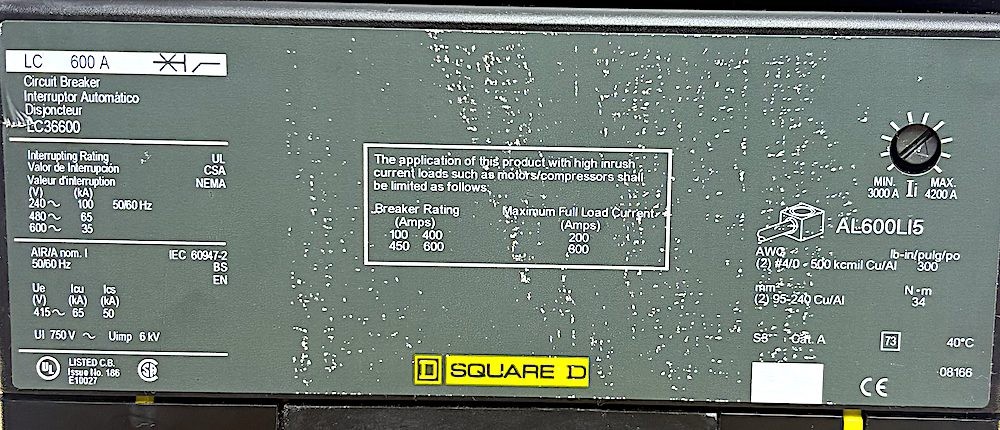 Square D LC36600 3 Pole 600 Amp 600 Vac I-Line Circuit Breaker