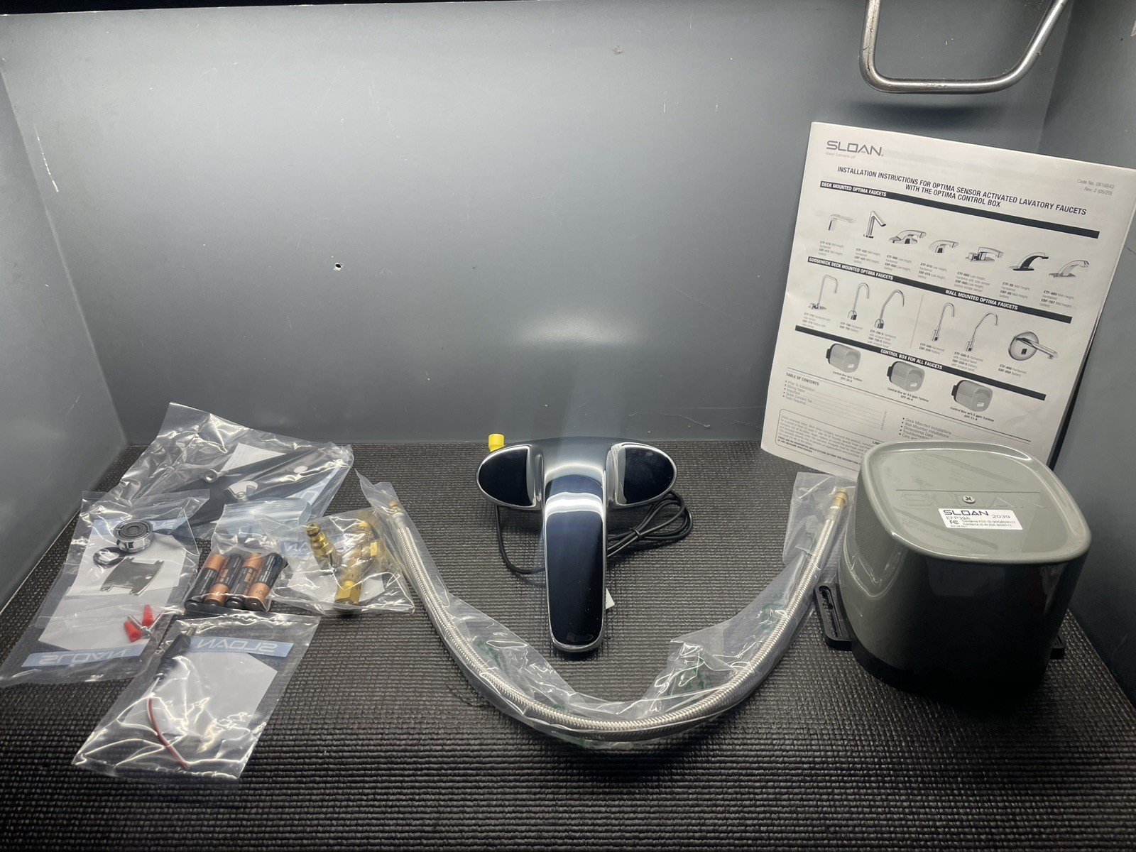 Sloan EBF-650 Optima Plus Touchless Faucet Battery Operated Chrome 3315025BT