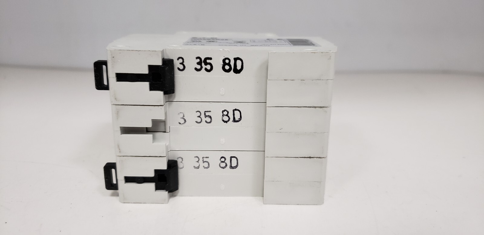 EATON WMZS3D08 (FAZ-D8-3) CIRCUIT BREAKER, 3P, 8A, 277/480VAC, 5kA, TYPE D, NIB