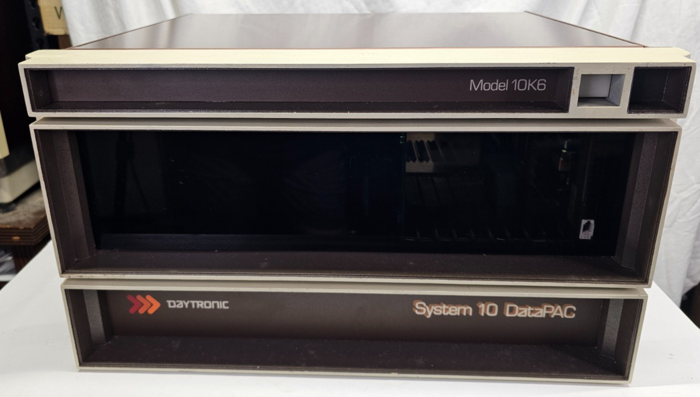 Daytronic – System 10 DataPAC – Model 10K6 – Fires Up – Un_Tested – READ