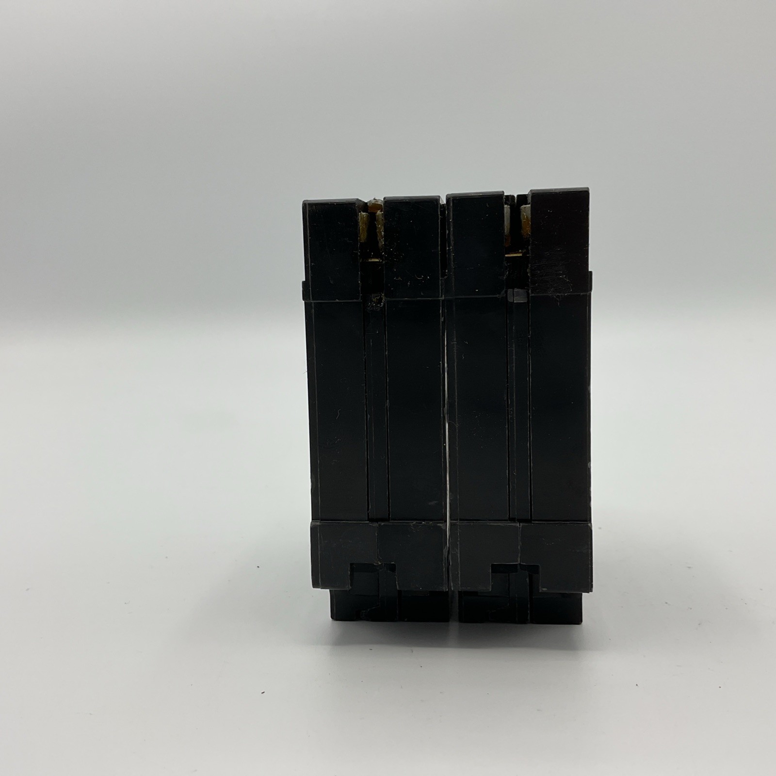 Square D HOMT2020 20 Amp 1-Pole 120V Tandem Circuit Breaker