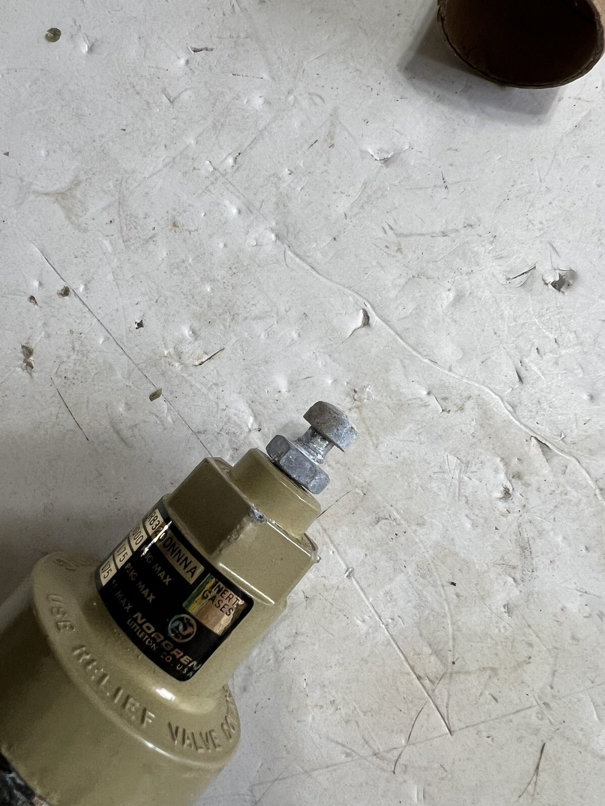 Norgren Relief Valve 3000 PSIG,型号:R83200NNA,全新旧货-