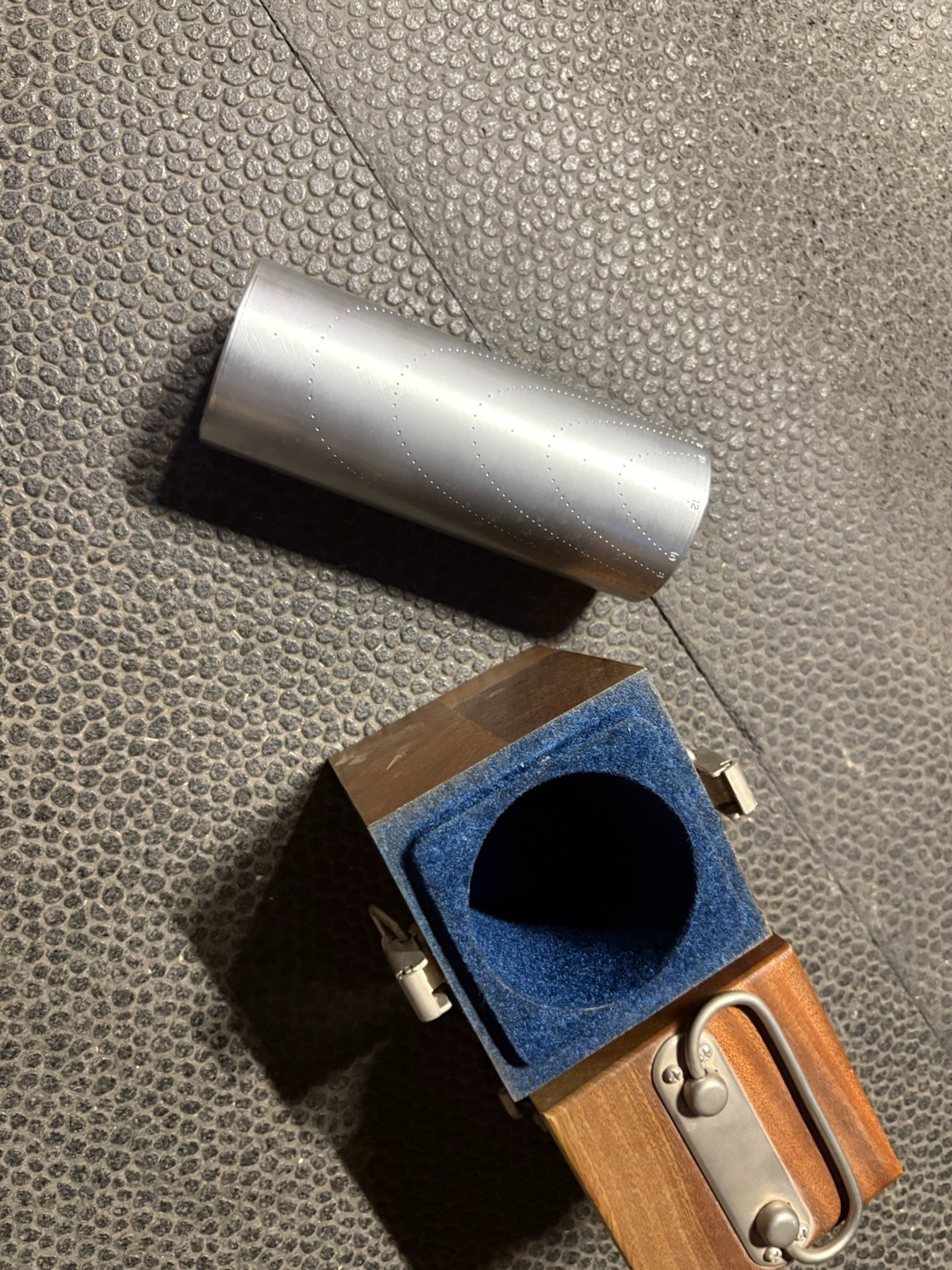 Brown & Sharpe 558 Direct Reading Cylinder Square w/ Orig Wood Case Excellent