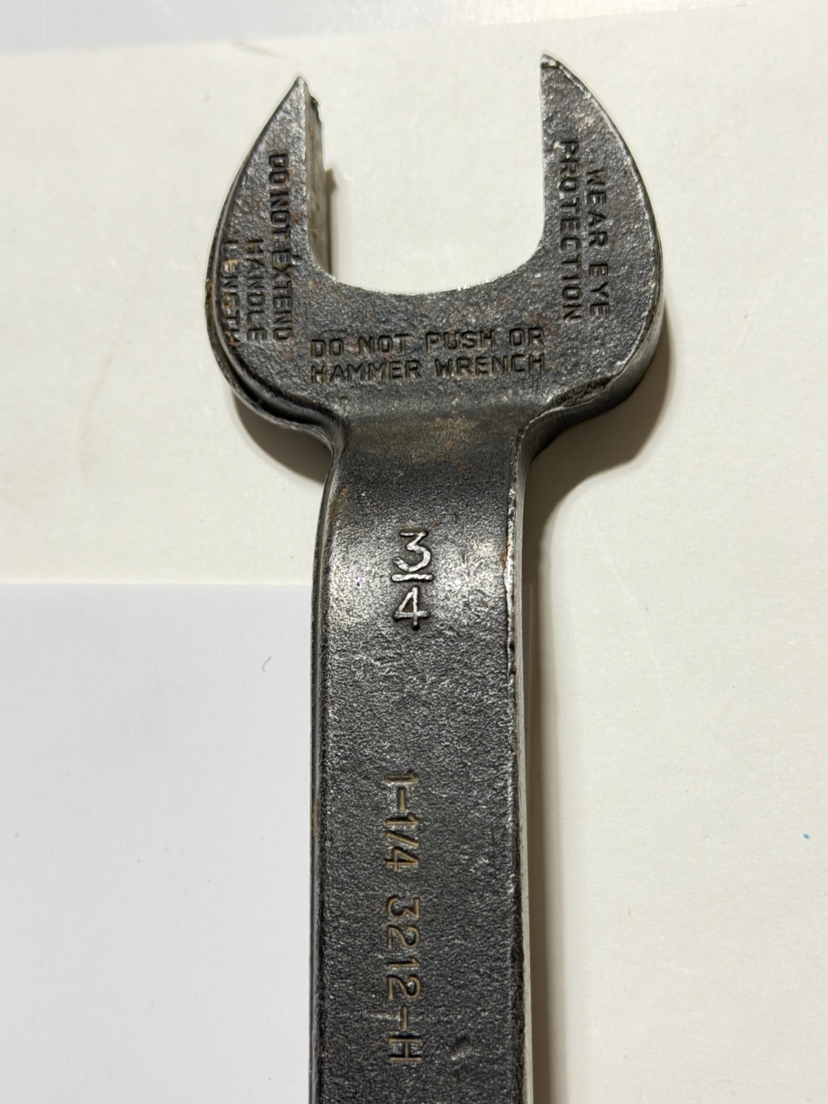 Klein Tool USA 3/4 inch Spud Wrench 1-1/4 3212-H Z1 16 1/2 Inches Long