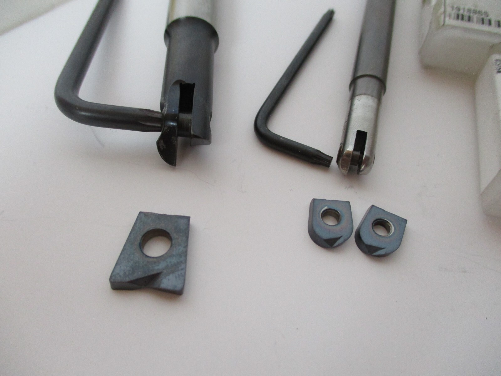 New Inserts Kennametal Flat Bottom Back Draft Tool Ball Nose Finisher Machinist