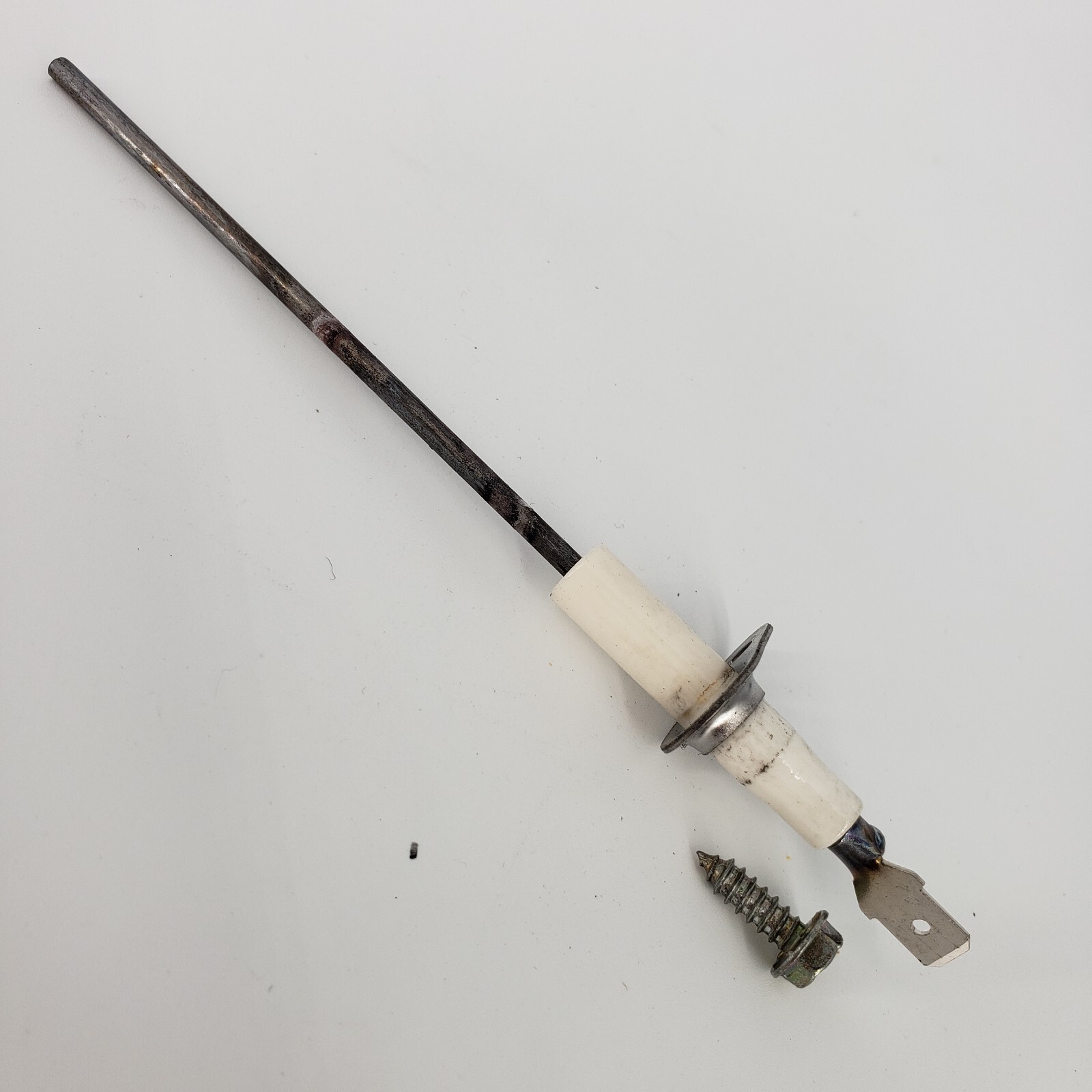 Carrier Bryant Payne LH680013 Flame Sensor with Screw