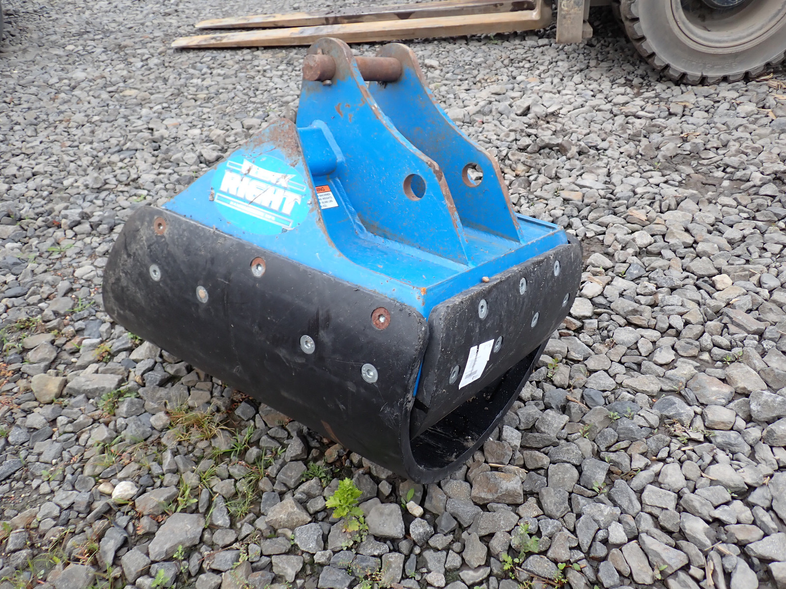 Vail Flexx Right 32″ Digging Bucket CAT 307 308E2 Excavator UTILITY GAS LINE