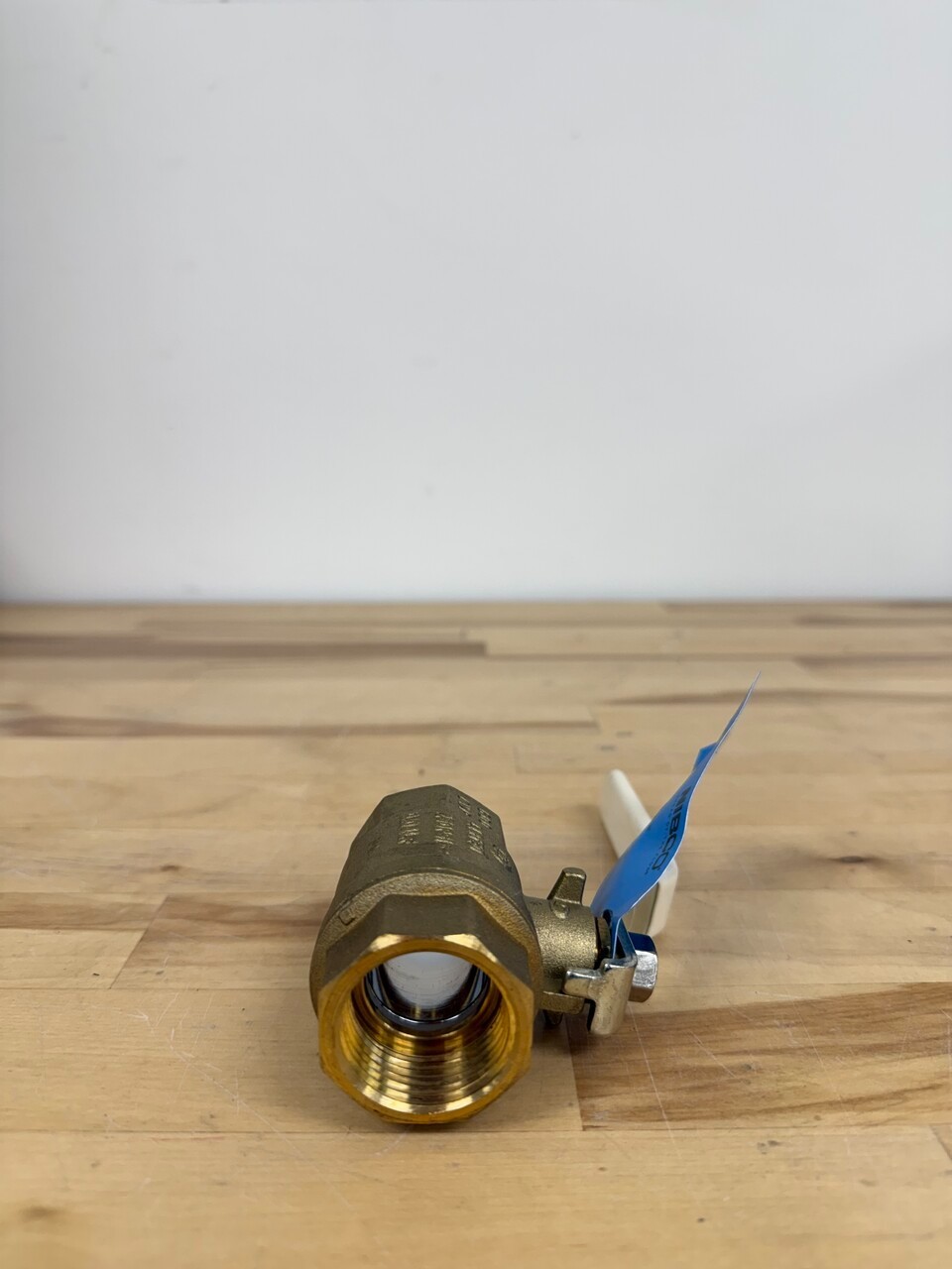 New Nibco Lead Free Brass Two-Piece Full Port Ball Valve 1″ TFP600A-LF