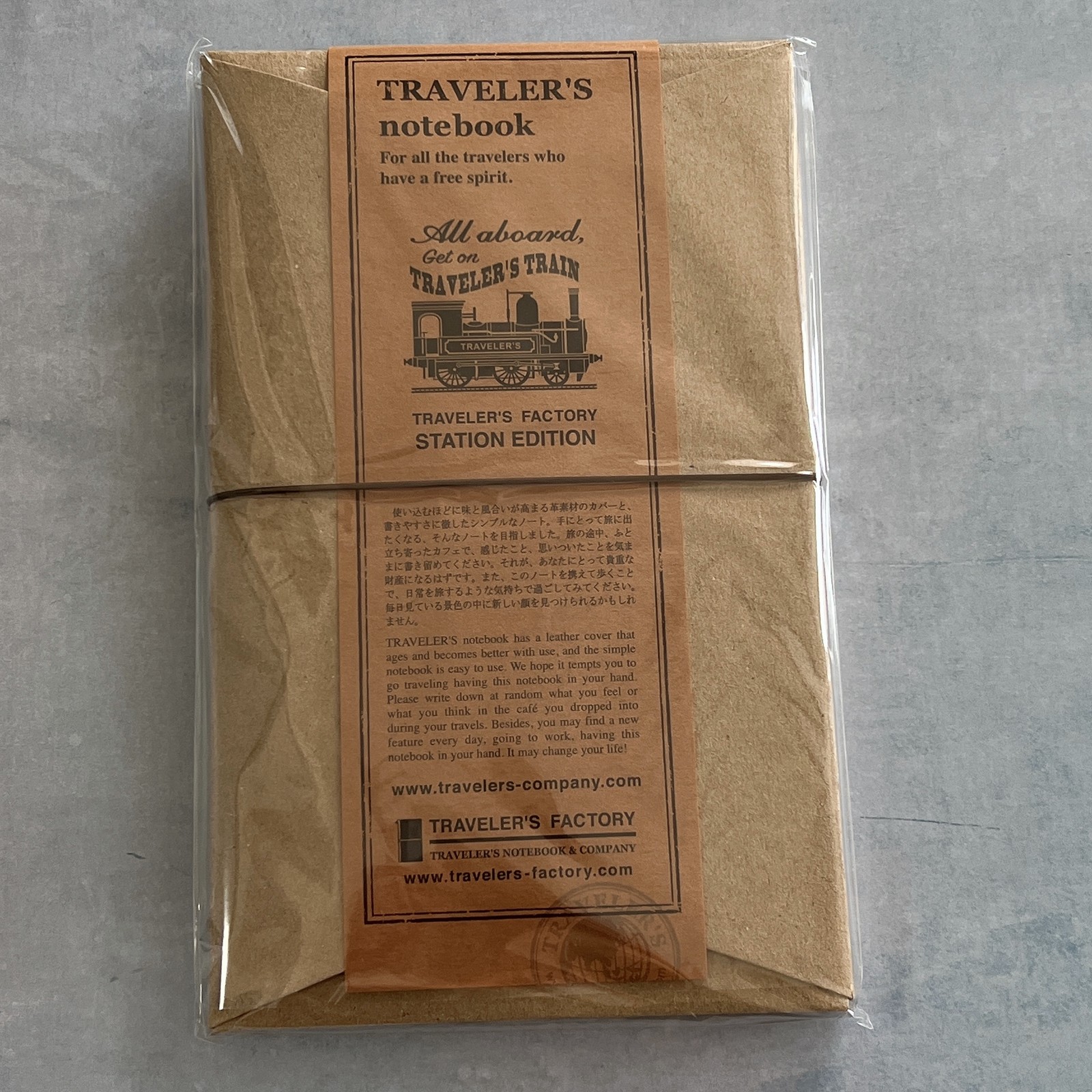 Traveler’s Notebook Tokyo Station Set with Refill & Brass Tag Traveler’s Factory