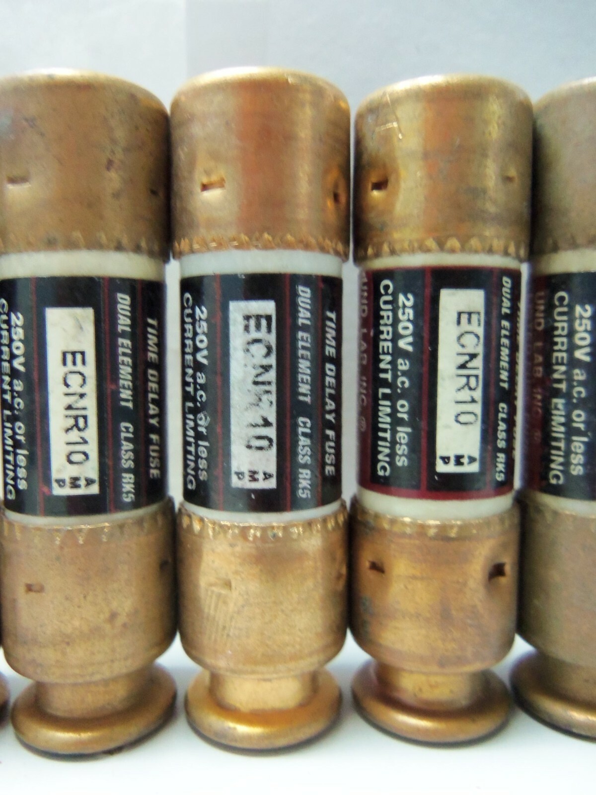 Nice Lot Bullet ECNR10 10 Amp Fuses Bussmann FRN-R-10 250 Volts