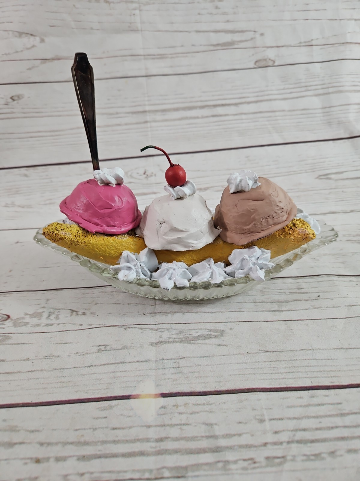 Fake Food Prop Banana Split Sundae Wiith Cherry And Wallace Spoon Movie Prop