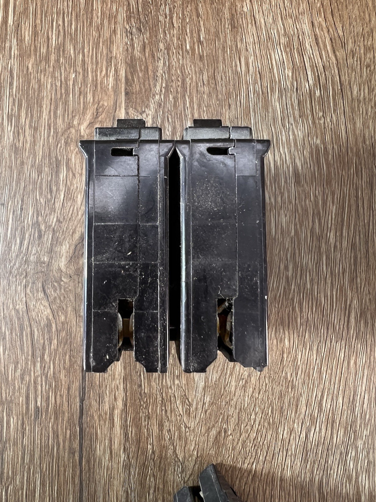 Square D Homeline HOM230 30 Amp 240 Volt 2-Pole 1-Phase Circuit Breaker