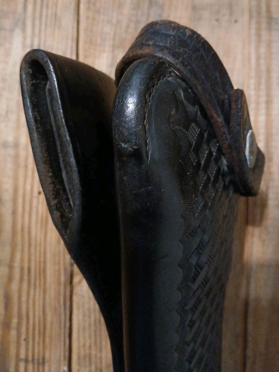 Vintage 1970s Bianchi #27K Black Leather Basket Weave Break Front Holster