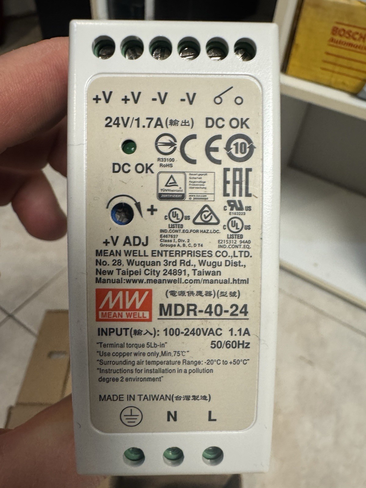 NEW IN BOX Mean Well MDR-40-24Industrial Power Supply 40W 24V/1.7a 100-240v 1.1