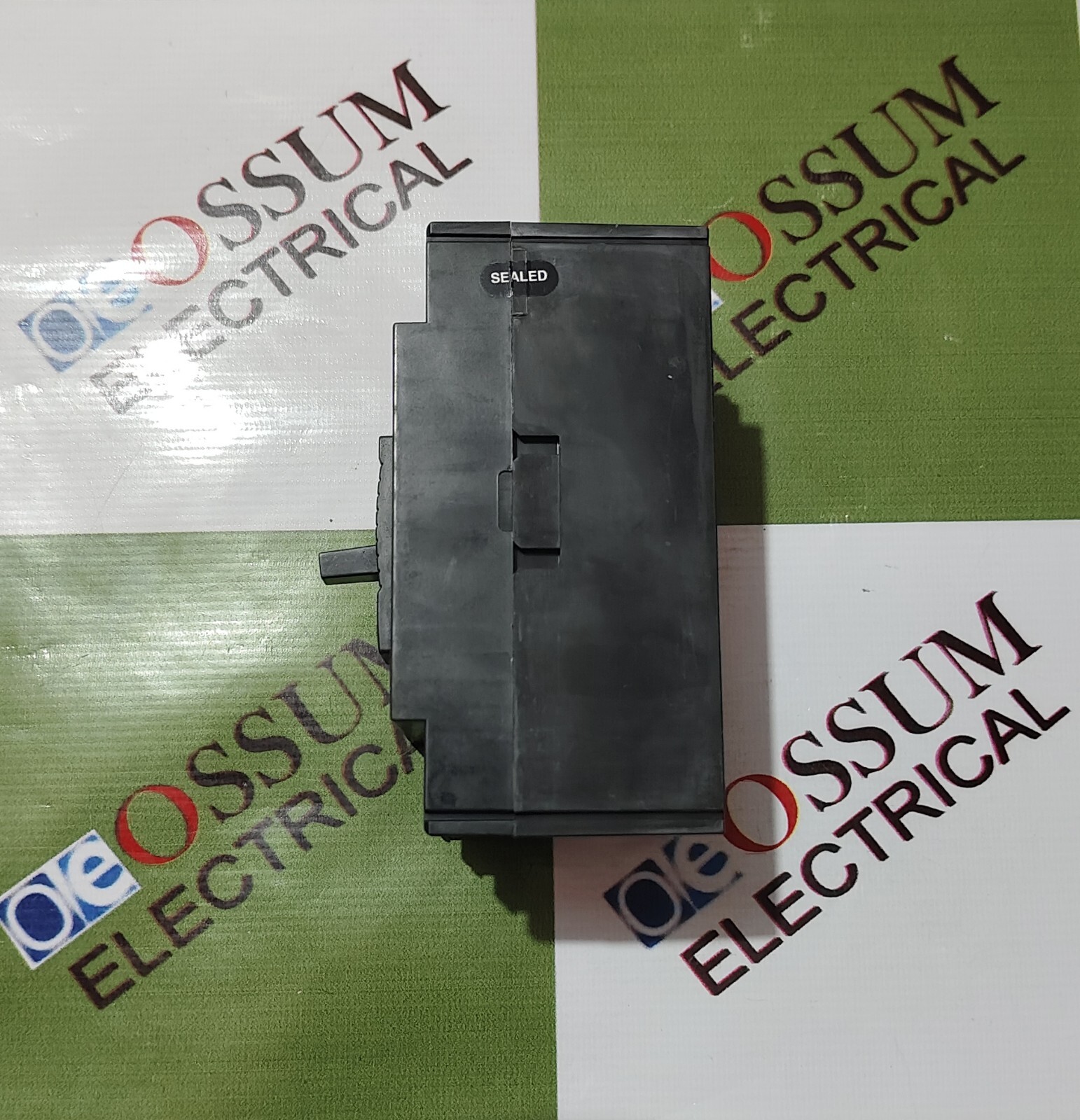 TERASAKI XS50NB TEMBREAK CIRCUIT BREAKER 30AMP 220VAC 25KA FREE FAST SHIPPING